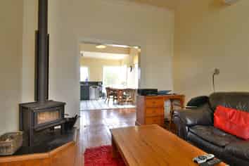 15 Bernard Street, KENMURE