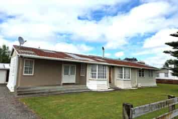 10 Marumaru Street, Marton