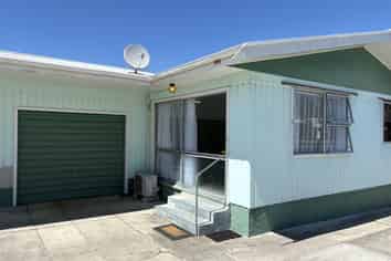 A/144 Ormond Road , Gisborne