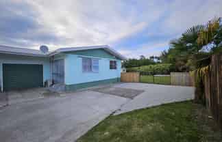 A/144 Ormond Road , Gisborne