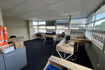 Modern First Floor Office with Excellent Exposure