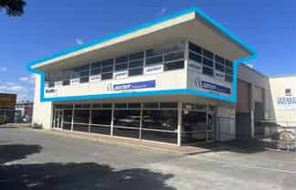 Modern First Floor Office with Excellent Exposure