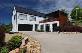 Auckland - Address withheld