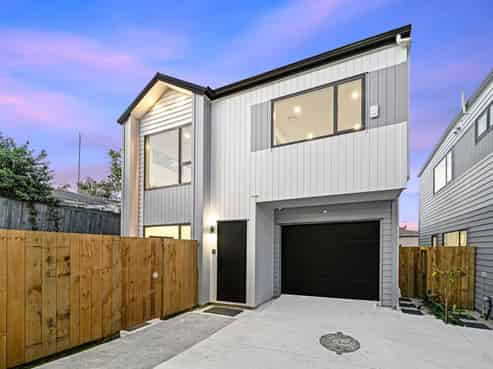 15 Quibray Place, Botany Downs