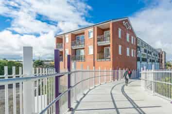 204/1B Soljak Place, Mount Albert