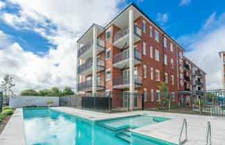 204/1B Soljak Place, Mount Albert