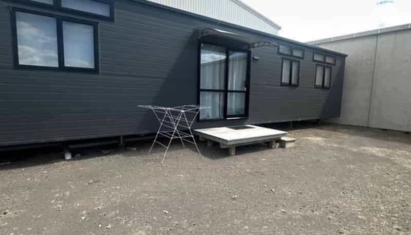 1/6 Burton Street, Waiwhakaiho