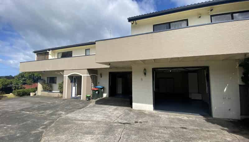 8 Eleanor Place, Blockhouse Bay