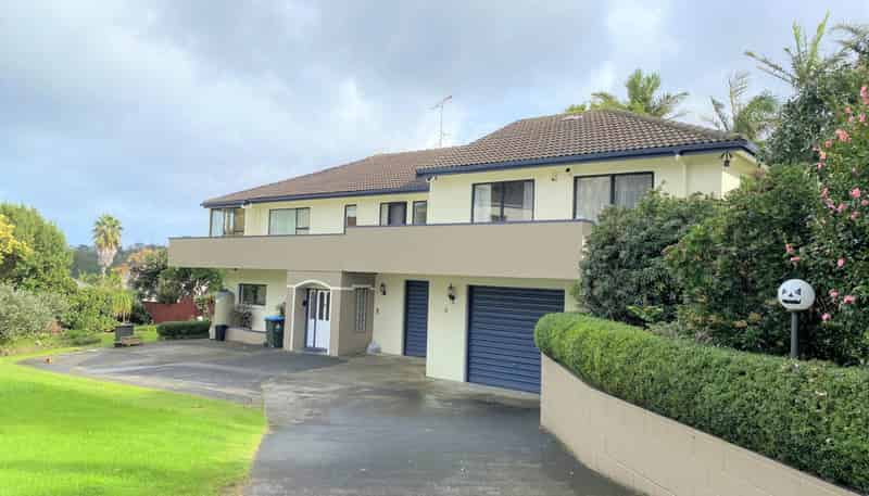 8 Eleanor Place, Blockhouse Bay