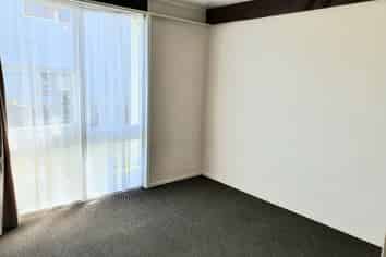 4/17 Calgary St, Sandringham