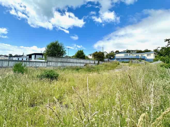 12 Hill Street, Kaka Point