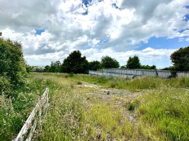 12 Hill Street, Kaka Point