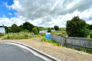 12 Hill Street, Kaka Point