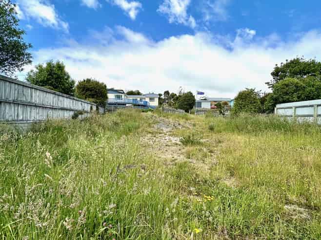 12 Hill Street, Kaka Point