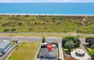728 Papamoa Beach Road, Papamoa Beach