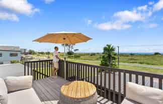 728 Papamoa Beach Road, Papamoa Beach