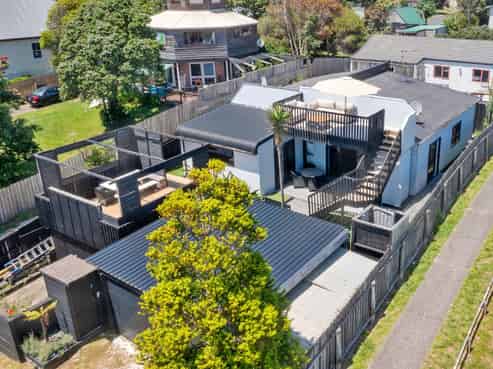 728 Papamoa Beach Road, Papamoa Beach