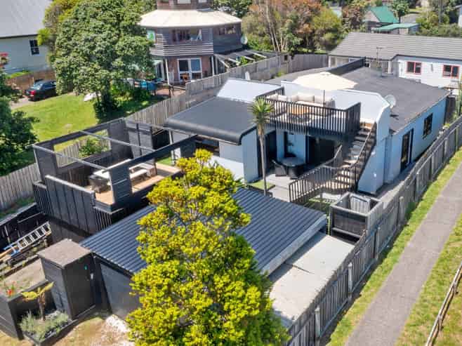 728 Papamoa Beach Road, Papamoa Beach