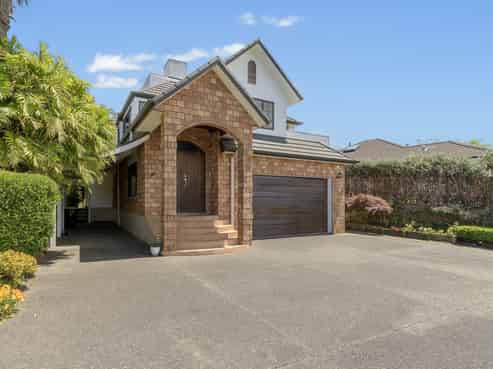 39B Harvey Street, Avenues