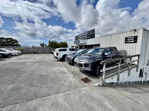 High-Stud Warehouse with Street-Level Showroom