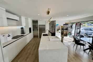 High-Stud Warehouse with Street-Level Showroom