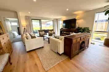 20 Tunarau Street, Raglan