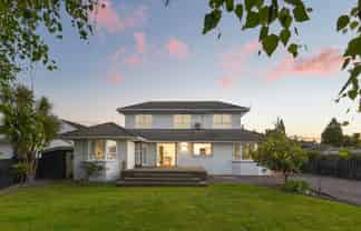 11 Sophia Street, Glenholme