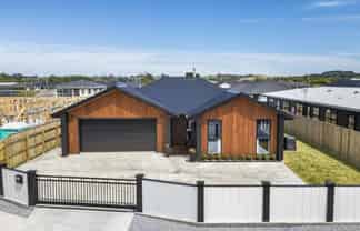 12 Kanzan Grove, Feilding