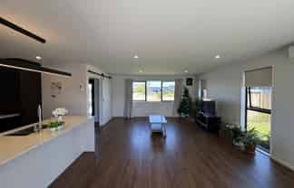 1 Farmview Lane, Lincoln