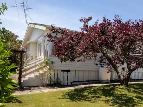 1 Russell Street, Paeroa