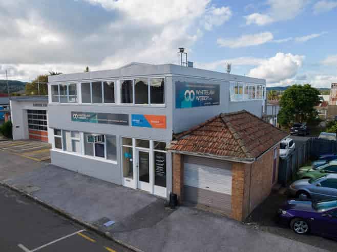 ESTATE SALE - FREEHOLD INVESTMENT OPPORTUNITY
