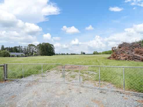 61 Moore Road, Winton