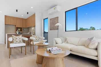 11 Glenfinn Place, Massey