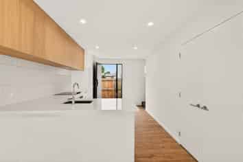 18 Feilding Street, Addington