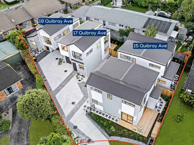 15,17&19 Quibray Place, Botany Downs