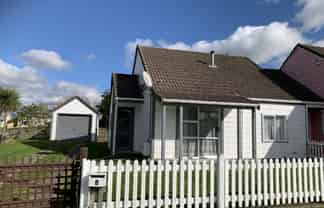 1 Waimarie Park, Levin