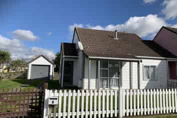 1 Waimarie Park, Levin