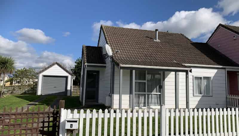 1 Waimarie Park, Levin