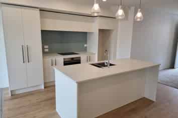 1/4 Unga Place, Beachlands