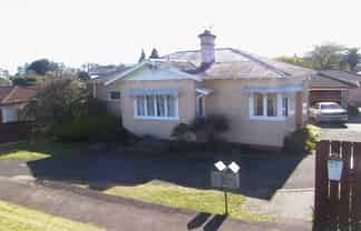 1/25 Wellington Street , Papakura