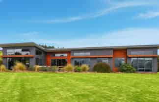 49 Mairangi Lane, Oxford