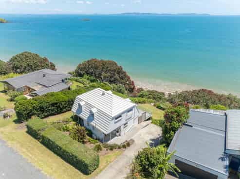 109 State Highway 10, Coopers Beach