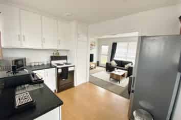 73 Dover St, Saint Albans