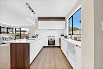 52A Taylor Road, Mangere Bridge