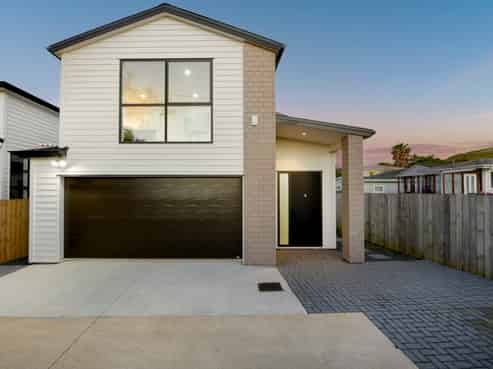 52A Taylor Road, Mangere Bridge