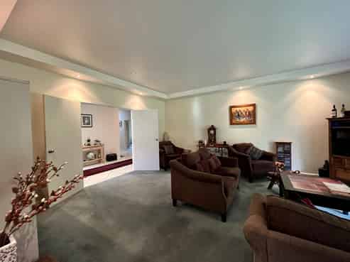 1019  Southland Road, Raureka