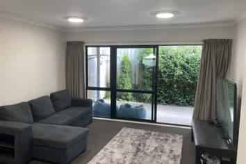 2/20 Manning Street, Hamilton Central