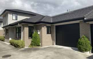 2/20 Manning Street, Hamilton Central