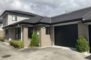 2/20 Manning Street, Hamilton Central