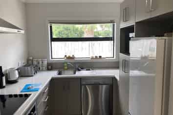 2/20 Manning Street, Hamilton Central